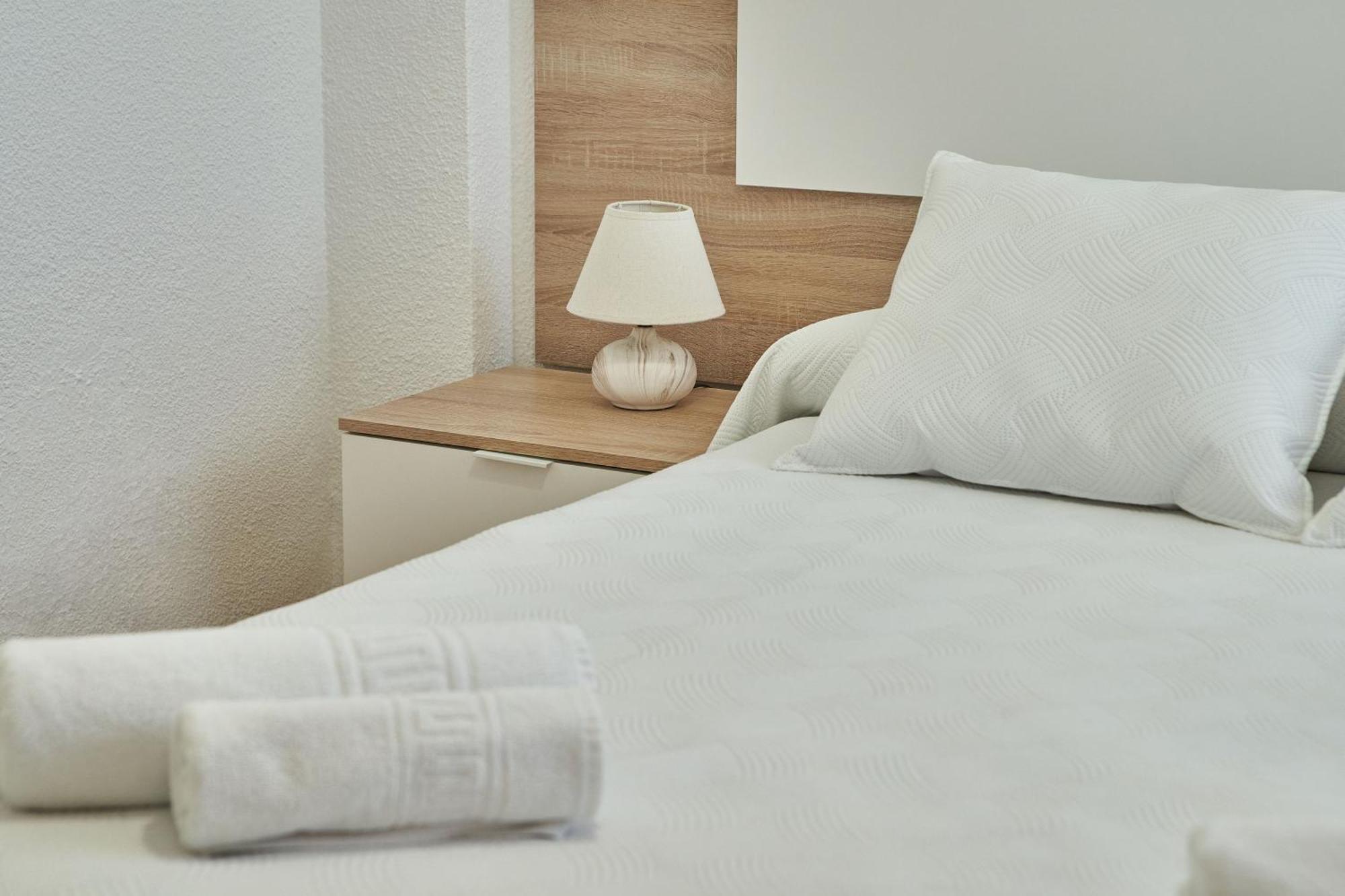 Lux Buenavista Apartment Toledo Bagian luar foto